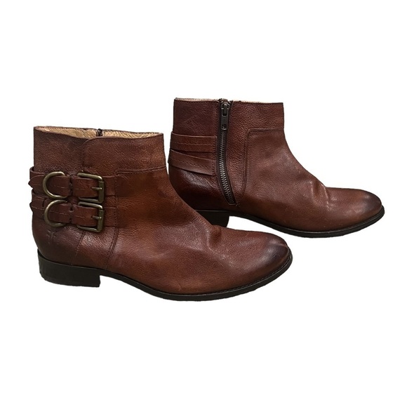 Frye Brown Molly D Ring Buckle Ankle Boots Size 8 1/2 Women's - Picture 1 of 10